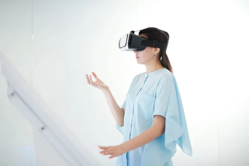 Forget Streaming and Merch: The Quiet Millionaires Building Empires Inside Virtual Reality